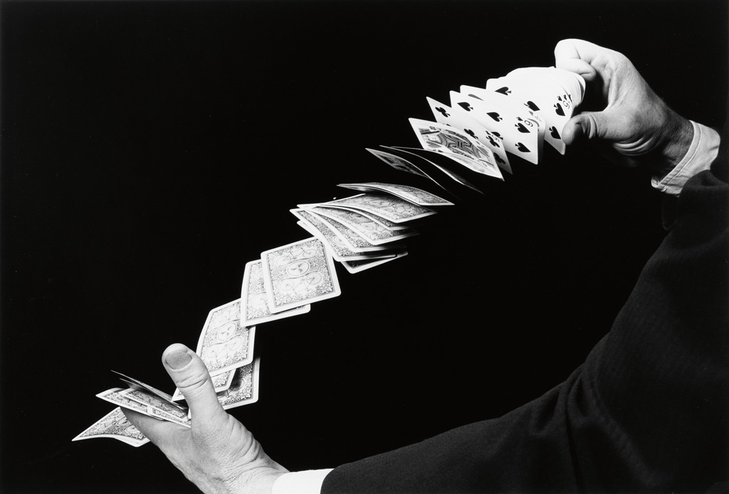HAROLD EDGERTON (1903-1990) Fanning the cards.